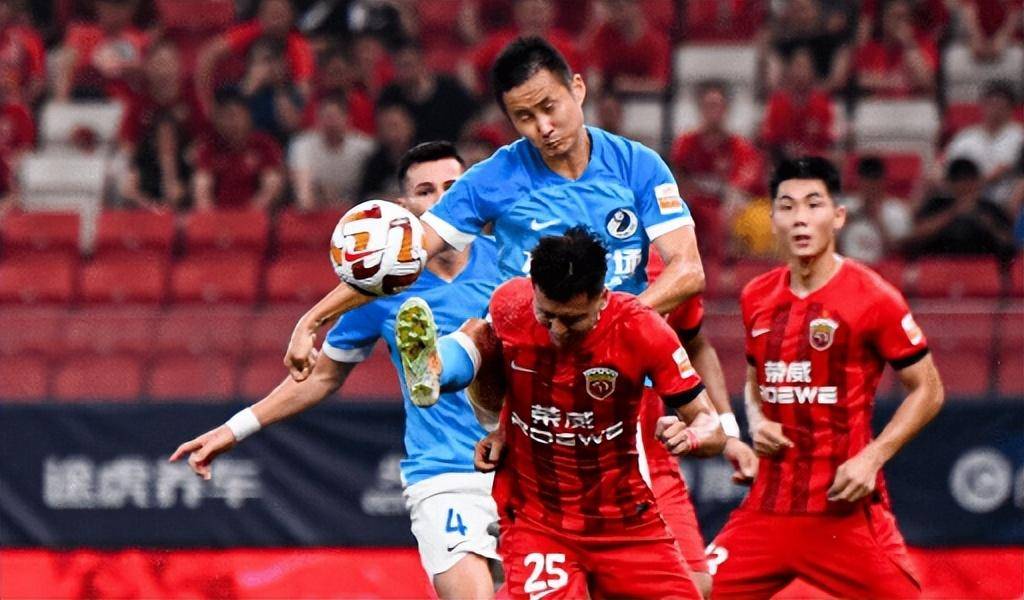 开云体育app-包含一支中超球队遭遇困境，火爆场面引人瞩目的词条