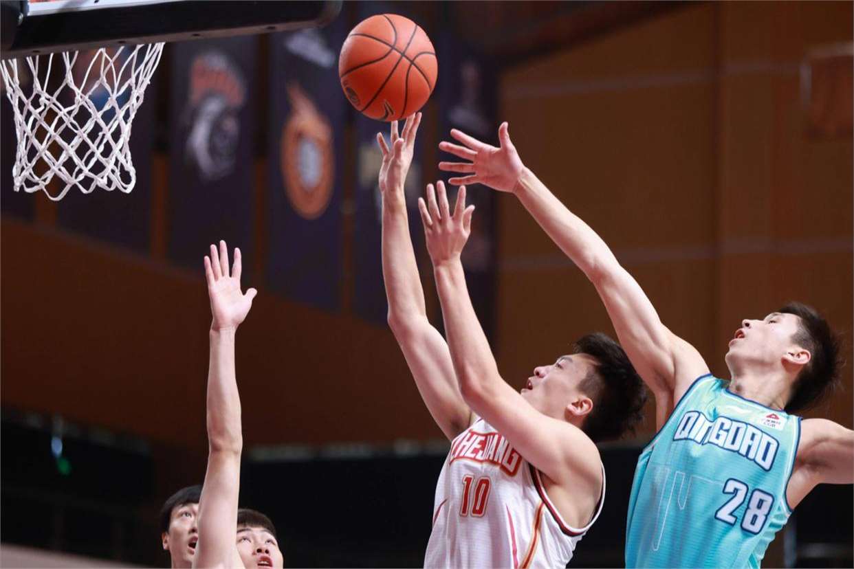 开云体育官方入口-微笑面对困难，浙江队成功击败对手！的简单介绍