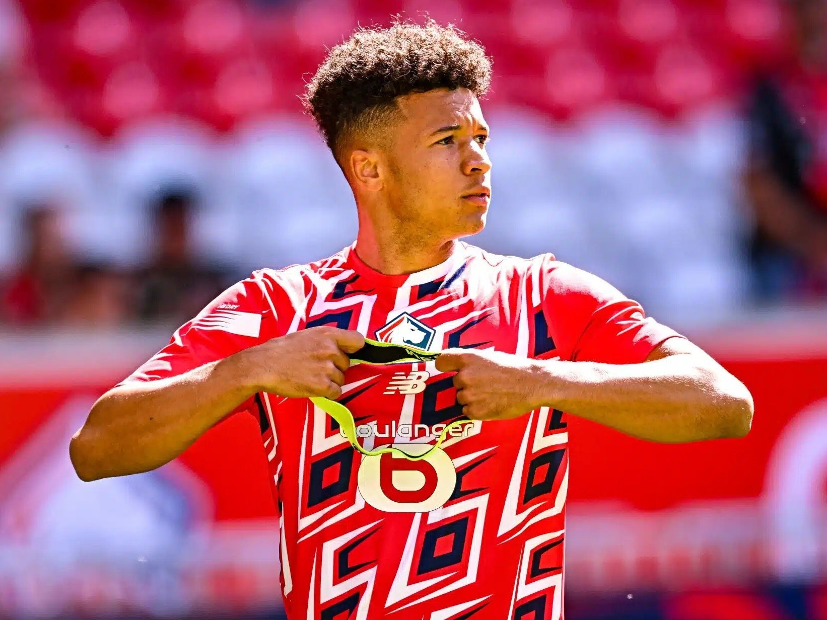 桑托斯带领球队冲刺冠军奖杯